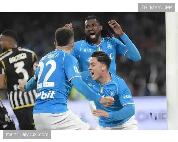 法兰克福客场战平那不勒斯 积四分保留出线希望